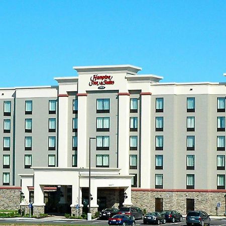Hampton Inn & Suites By Hilton Монктон Экстерьер фото